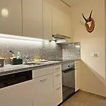 Sb28 - Cresta Jagd, Holz, Aussicht, Parkplatz 세인트모리츠